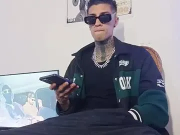 Yanfranko420 live cam preview