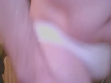 Yapamature live cam preview