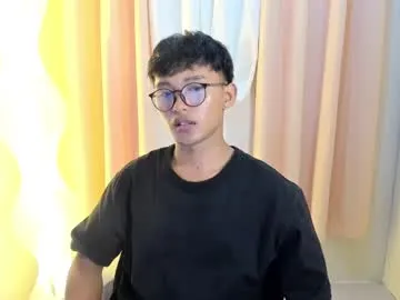 zachary_lewis live cam