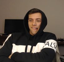 GayDudeCamsEditorial avatar